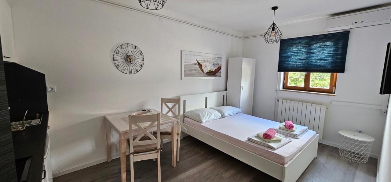 נובי ווינודולסקי Apartment Vesna מראה חיצוני תמונה